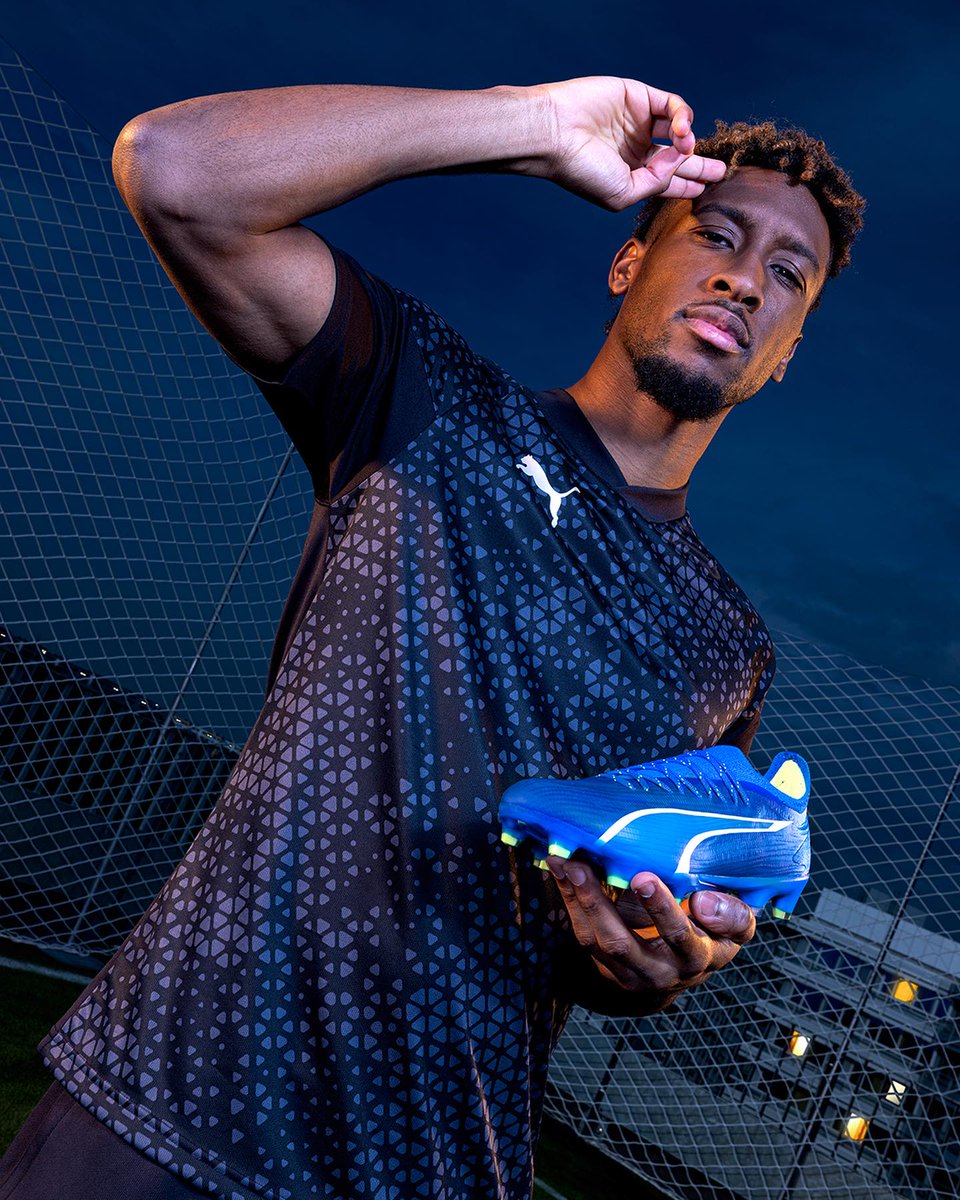PUMAParaguay's tweet photo. Enciendan todas las luces ✨💡

#PUMA #FORVERFASTER https://t.co/ztrPpG8Fmd