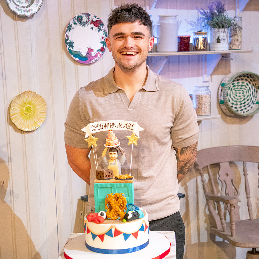 British Bake Off tweet media