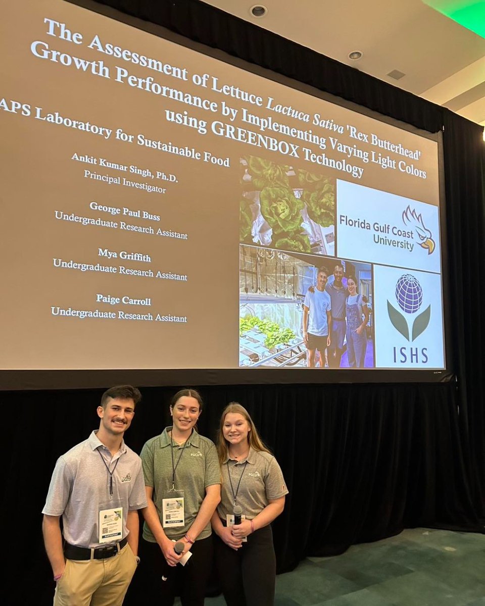 fgcu's tweet photo. It's not every day you get to share research in Cancun, Mexico! Students in the Honors College presented their findings at the International Society of Horticultural Sciences. #Wingsup! 🦅🏆 #FGCU #Horticulturalscience #Research #goeagles #honorscollege https://t.co/q5XI2WFXew