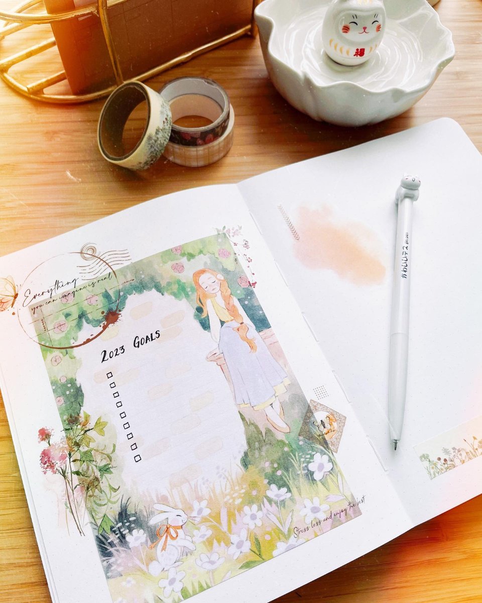 LilThinga's tweet image. Can you believe that it's almost the last month of the year?! Now is the time for you to look back to your goals and see how you did. What were some of the goals that you achieved in 2023?

#plannercommunity #planwithme #scrapbooklayout #aestheticart #bulletjournaling