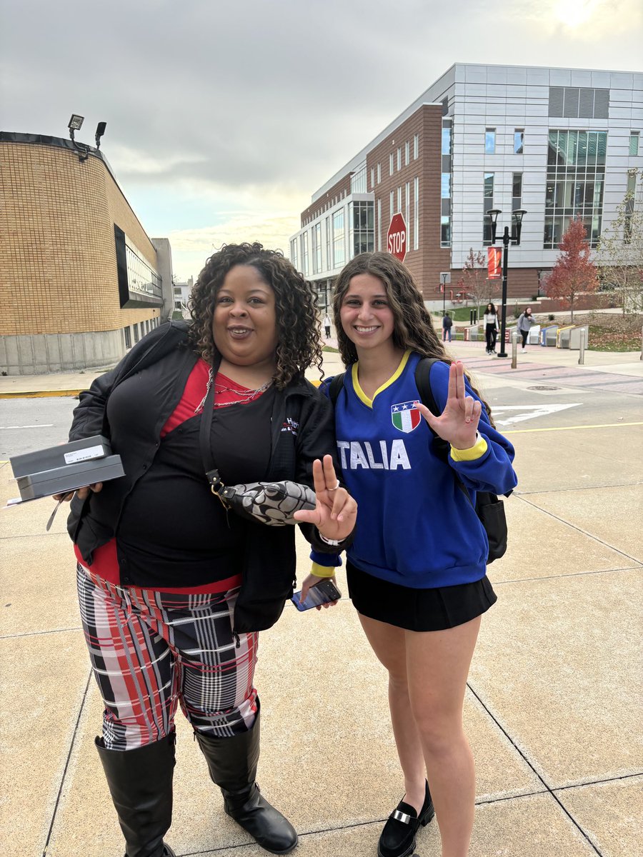 Dominique W Hurt (@dominiquewhurt1) on Twitter photo Enjoyed celebrating my 15 year work anniversary today <a href="/uoflneurology/">UofL Neurology</a> <a href="/UofLChildNeuro/">UofL Child Neurology</a> <a href="/uoflmedschool/">UofL Med School</a> ! Hard to believe I moved to Louisville 20 years ago as an 18 year old undergrad! Thanks Maya Lynum-Walker for joining me! Enjoyed celebrating my 15 year work anniversary today <a href="/uoflneurology/">UofL Neurology</a> <a href="/UofLChildNeuro/">UofL Child Neurology</a> <a href="/uoflmedschool/">UofL Med School</a> ! Hard to believe I moved to Louisville 20 years ago as an 18 year old undergrad! Thanks Maya Lynum-Walker for joining me!