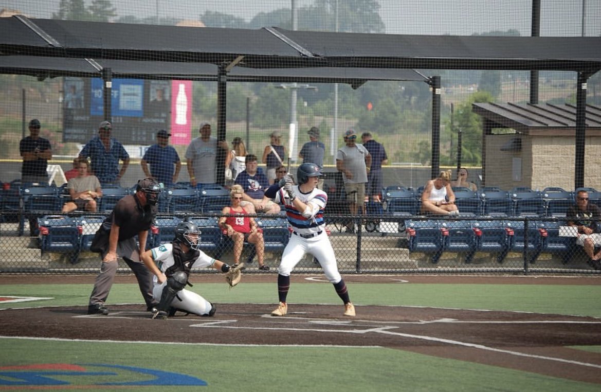 🚨COMMITMENT ALERT🚨 Congratulations to Stephen FitzGerald on his commitment to Holy Family University! #pats