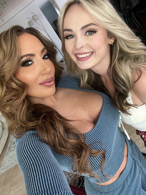 It&rsquo;s a @Brazzers kinda day with @yourfavlil https://t.co/GdwPODH3JI<a class="tags" href="/tag/brazzers">@brazzers</a><a class="tags" href="/tag/yourfavlil">@yourfavlil</a><a href="/tag/teamrr"class="tags"><span>#teamrr</span></a>