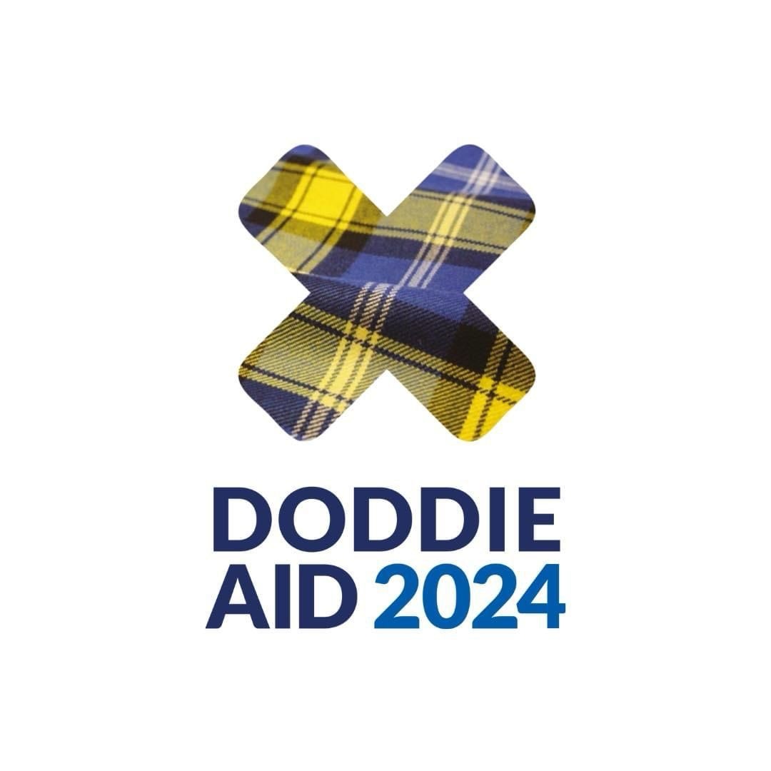 Have you signed up for @doddie_aid yet? @DoddieAid_Wales Captain @ScottQuinnell is in! Happiness is Egg Shaped for @MNDoddie5 1. Download the app 2. £20 to register, snood in the post 3. Get excited! 💛💙💛💙💛💙💛💙💛 @WelshRugbyUnion @RupertMoon @Nigelrefowens @elsnowsill