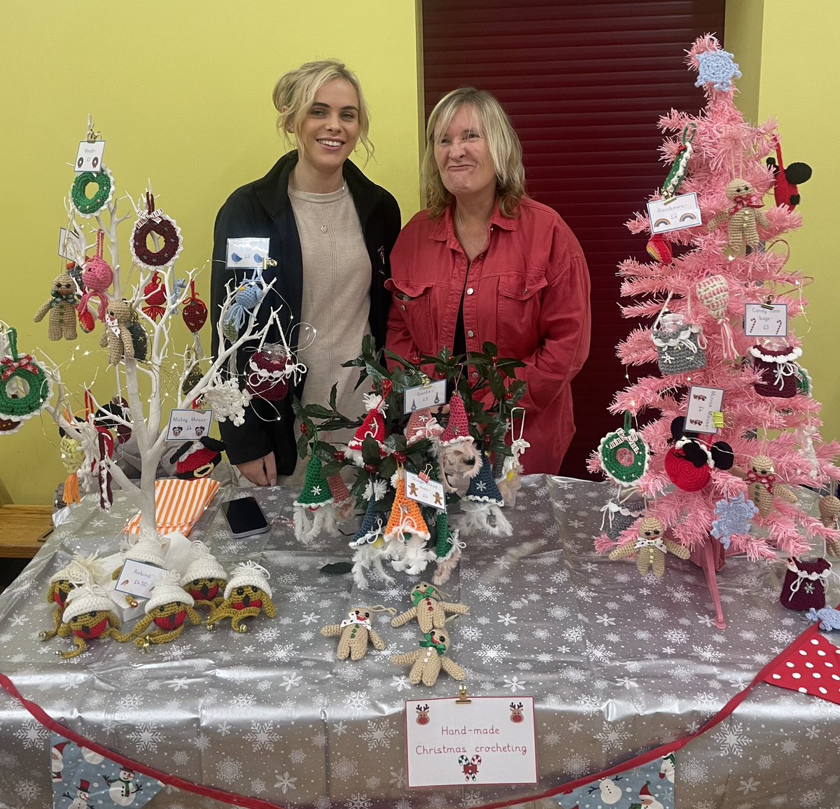 EatonValleyPTFA's tweet photo. Thank you to everyone who came to our Christmas Market and made it another successful event. @EVPrimary https://t.co/gJwe964iZh