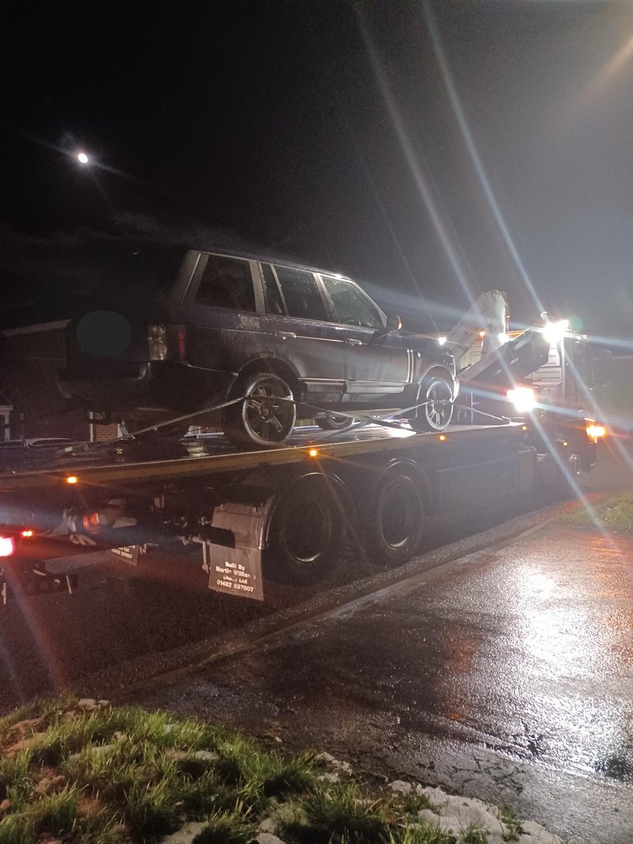 Whilst on mobile patrol, Whitby Neighbourhood officers came across the above vehicle. Checks were carried out and the vehicle was seized for document offences. The driver of the vehicle wil also be reported for numerous traffic offences.