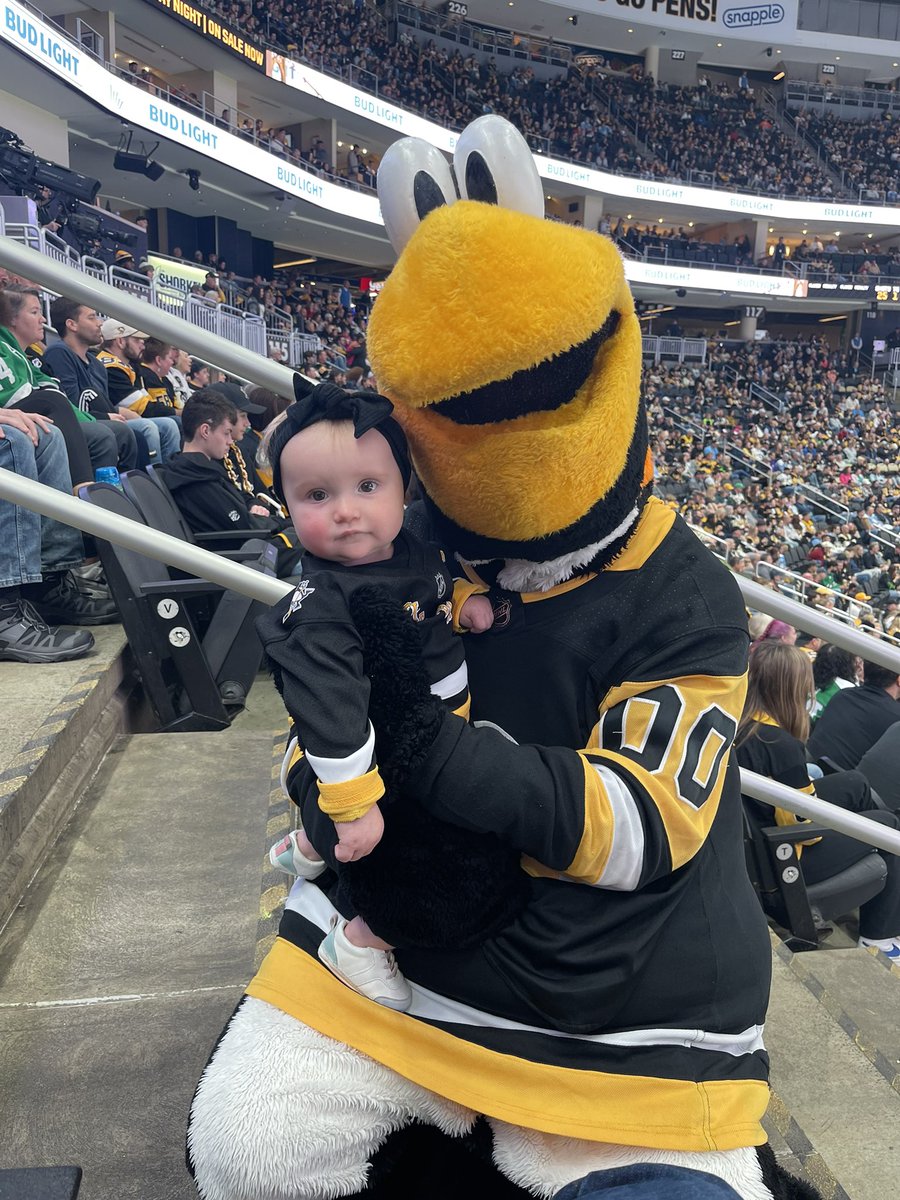 shaylyn_sonney's tweet photo. @penguins @pensfoundation this little penguins fan lost her favorite Wubbanub penguins binky! She is obsessed with it just as much as we are! Do you know if you are going to bring them back to purchase again? https://t.co/IdnKdMg9mh