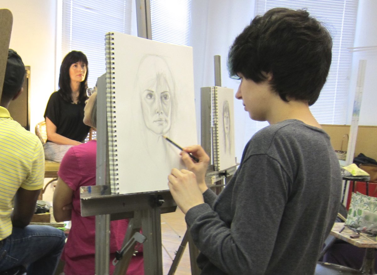 Each 4-week "Portraiture with a Model" session features a clothed portrait model. There is no instruction. Students may bring the medium of their choice. Begins Jan 10. ow.ly/lpAq50Q9vBf