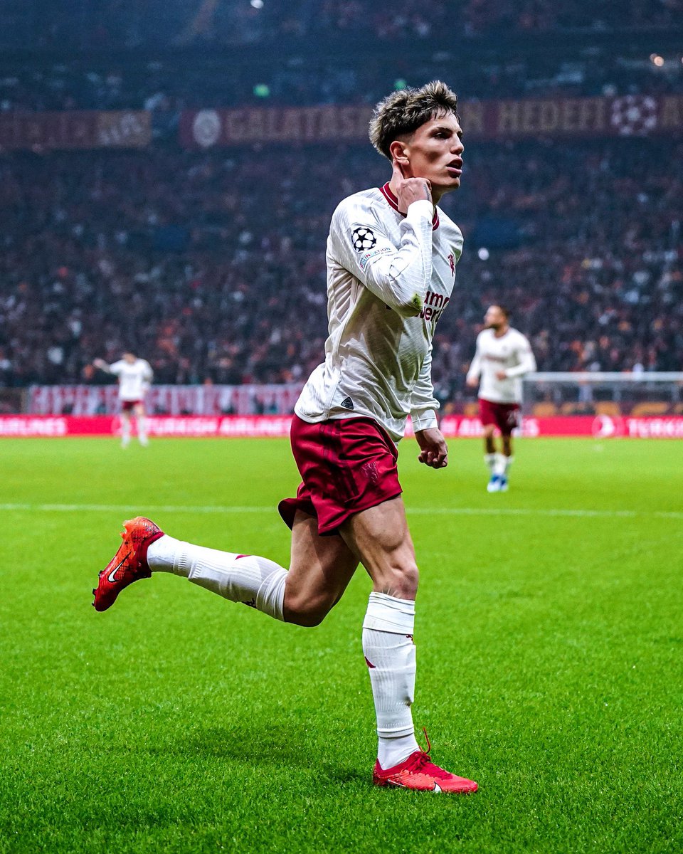 (fan) Trey tweet media