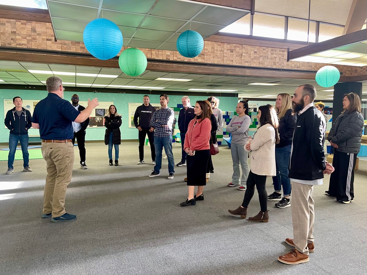 A big thank you to our Westlake Mannitarians who volunteered at KidSTREAM Children's Museum. The team assembled 200 STREAM Kits that will be donated to area children to help inspire exploring STREAM at home. Learn more about KidSTREAM: kidstream.org. #winningtogether