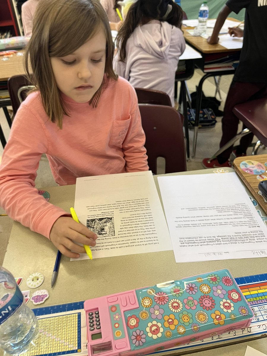 My 🐝s have grown so much in their writing!! I’m so impressed by how they have become more confident and are using text evidence so perfectly. My ❤️ is so happy! @MorrisBrandonES @jbland100 @Topperville2