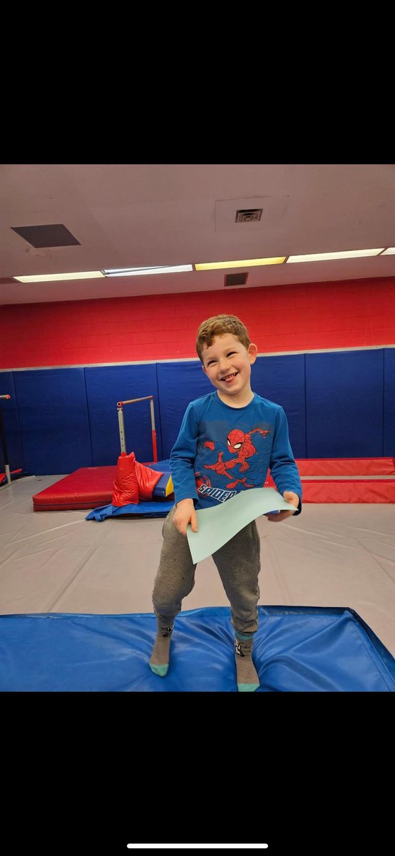 cookiegigan's tweet image. Yesterday my grandson William completed his Ninja training earning him his certificate. And cheering him on all the way is his sister Isabelle. So proud of them both. #mygrandchildren  #ninjacourse #lovethemsomuch