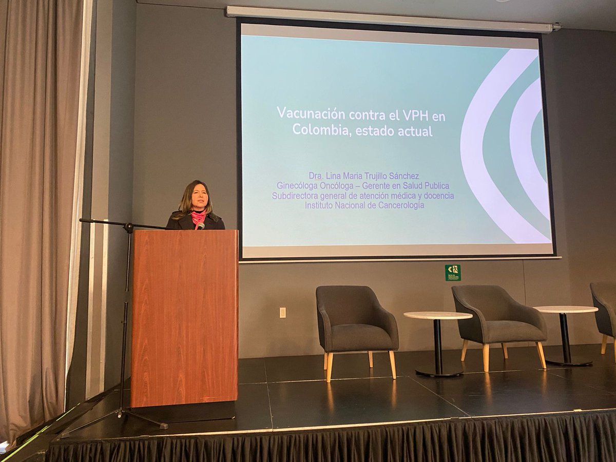 🖇️La Dra. Lina Trujillo sensibilizó sobre la prevención y control del Cáncer Cérvicouterino
y la importancia de la vacunación contra el (VPH).
