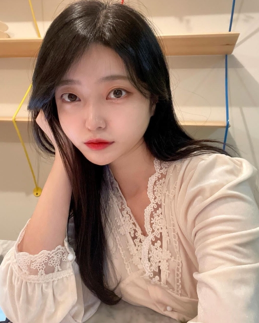 anguish12988's tweet image. 술친구 하실래요         ♡♡ㄹ r   인   ♡♡   dus288  연락주세요 ~~