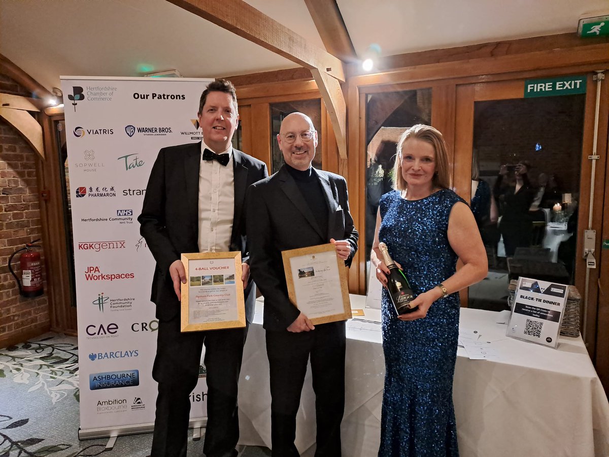 🥂We would like to thank all our Patrons and guests for their support, plus Anthony Lovat, MD, OPRO Group, for his inspirational presentation tonight. Also, grateful thanks to HM Lord-Lieutenant of Hertfordshire, Robert Voss CBE CStJ, for his support at tonight’s dinner.