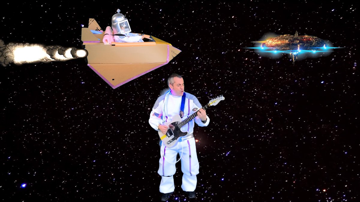 E así construimos unha nave espacial que nos levou a unha viaxe á Lúa e de volta á Terra, e tamén a unha experiencia marabillosa 🤘 #carmela #voltar #grazas 
youtu.be/t0v0FbqNKks

#pakolas <a href="/sonarbore/">Sonárbore</a> <a href="/EdGalaxia/">Editorial Galaxia</a> 

GRAZAS! ⭐️🪐🤘🥰