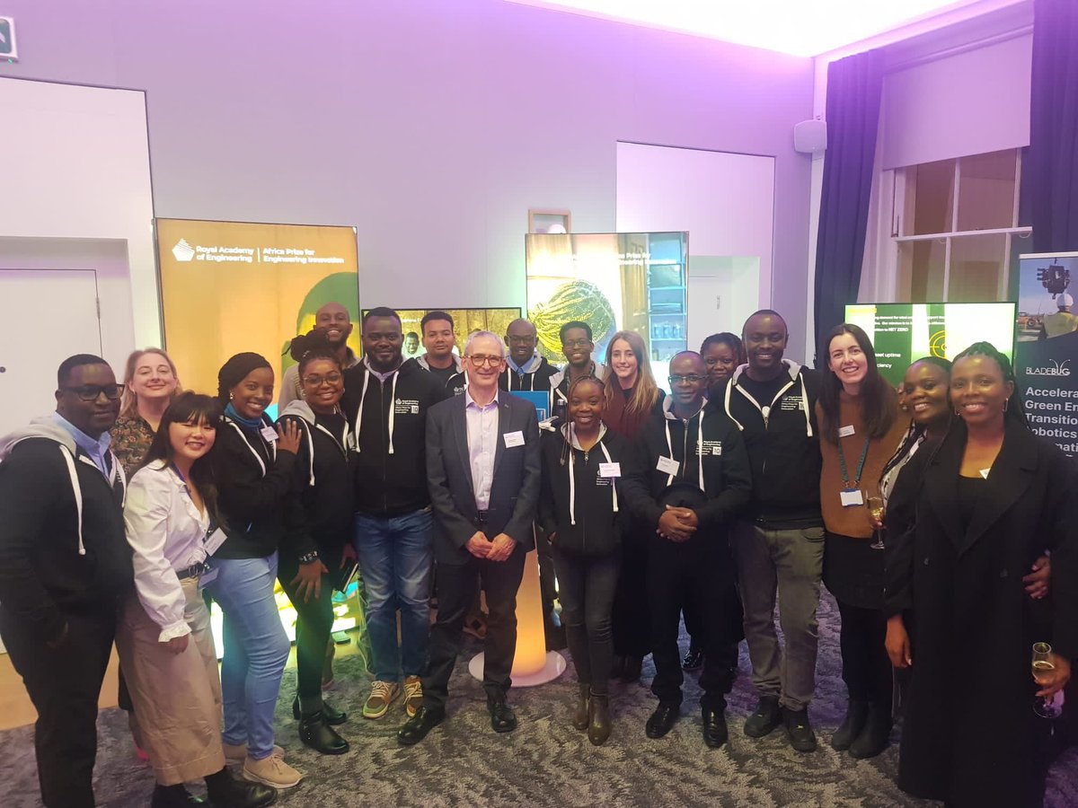 It’s been an amazing week with the @RAEngGlobal #AfricaPrize cohort and tonight was a great opportunity to connect with likeminded UK entrepreneurs at the tenth anniversary @RAEng_Hub #HubShowcase
