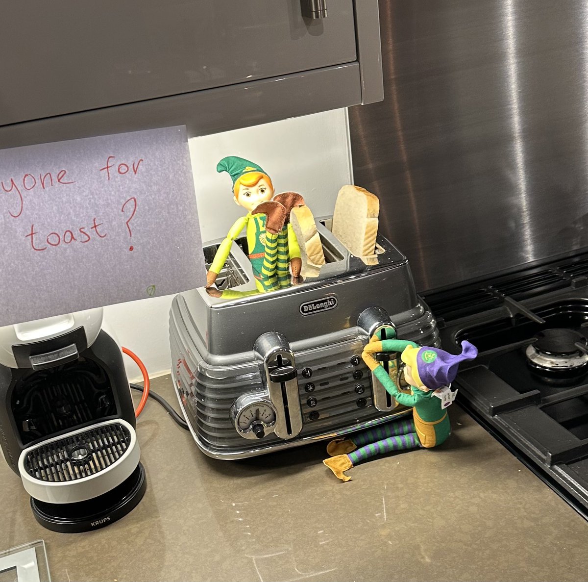 Adrian Connell tweet media