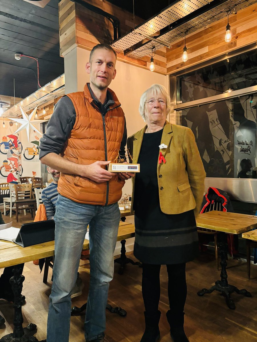 Fantastic evening at <a href="/CdffCycleCity/">Cardiff Cycle City | Dinas Feicio Caerdydd</a> annual cycling awards! Amazing privilege to receive The 2023 @FOR_Cardiff Award for the Biggest Contribution to Improving Cycling in Cardiff! Thank you to all those who have supported me with #KidicalMass and #BikeBus in #Cardiff! 🚲🎶🏆🏴󠁧󠁢󠁷󠁬󠁳󠁿