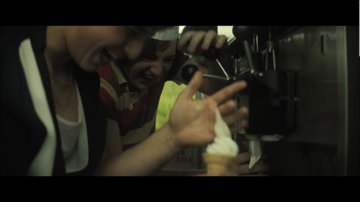 rosysulla's tweet image. This is my favorite scene in #TheManySaintsofNewark and the one I think of most when I rewatch #TheSopranos. A blend of Tony's better nature and his upbringing in crime (so nurture, so to speak). Also, these ice cream trucks are still around with the same design and music.