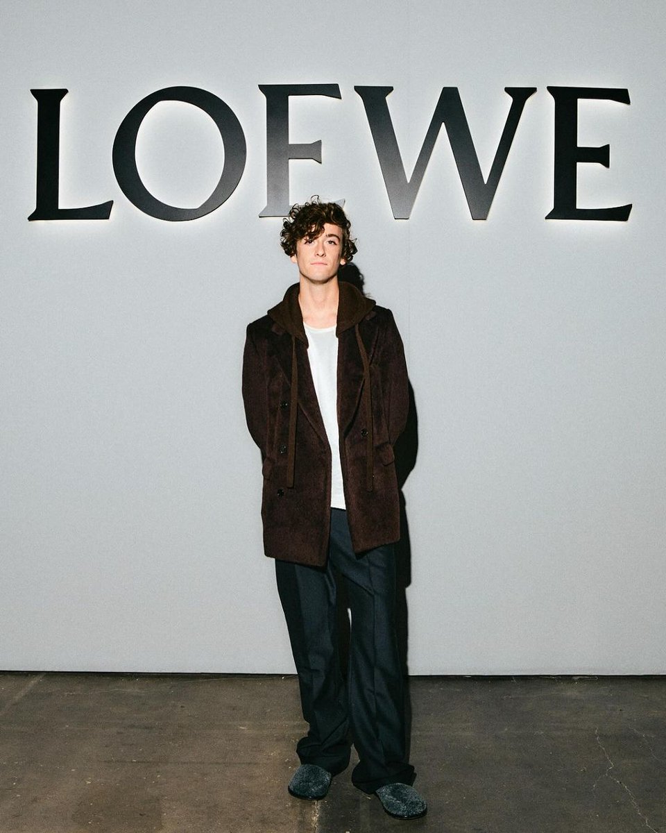 📸 Guitarricadelafuente en un evento de Loewe.