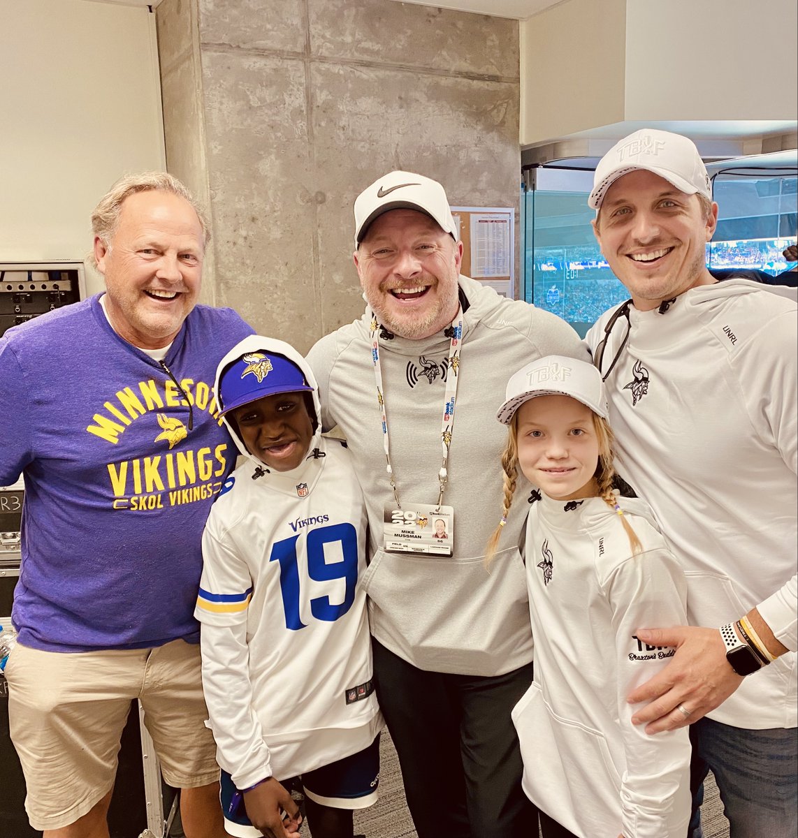 KFAN1003 (@kfan1003) on Twitter photo Braxtonâs Buddies 2nd season is going great, but Brax needs your help!
Donations of any size will help provide programs for patients and families. And Carousel Motor Group will match all donations up to $20k!
Donate today at TB1Fund.com
<a href="/TeamBrax1/">TeamBrax (aka TB1Fund)</a> Braxtonâs Buddies 2nd season is going great, but Brax needs your help!
Donations of any size will help provide programs for patients and families. And Carousel Motor Group will match all donations up to $20k!
Donate today at TB1Fund.com
<a href="/TeamBrax1/">TeamBrax (aka TB1Fund)</a>