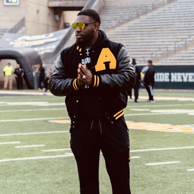 Nelson Jordan II tweet media