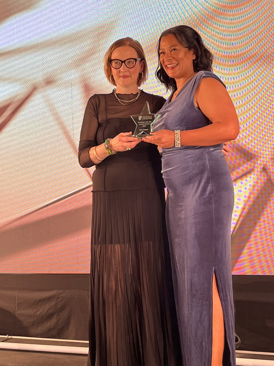 Congratulations to our #citizensawards winner Maxine - Inclusivity Champion <a href="/maxinevchapman/">Maxine V Chapman</a> <a href="/LeicsMidwifery/">MSci Midwifery with Leadership @uniofleicester</a>