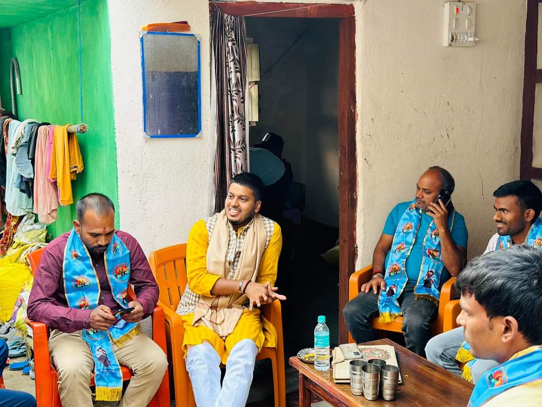 VineetNarayanS1's tweet photo. आज 30.11.2023,सत्येंद्र कुशवाहा विचार मंच के अंतर्गत शेखपुरा जिले में जिलाध्यक्ष श्री शिकेन्द्र जी की अध्यक्षता में विचार-विमर्श कार्यक्रम का आयोजन किया गया जिसमें सभी सदस्यों का सहृदय स्वागत किया गया एवं साथ में पार्टी विस्तार पर चर्चा हुआ एवं नए सदस्यों को जोड़ा गया 
#Bihar https://t.co/lMNsqrNOsJ