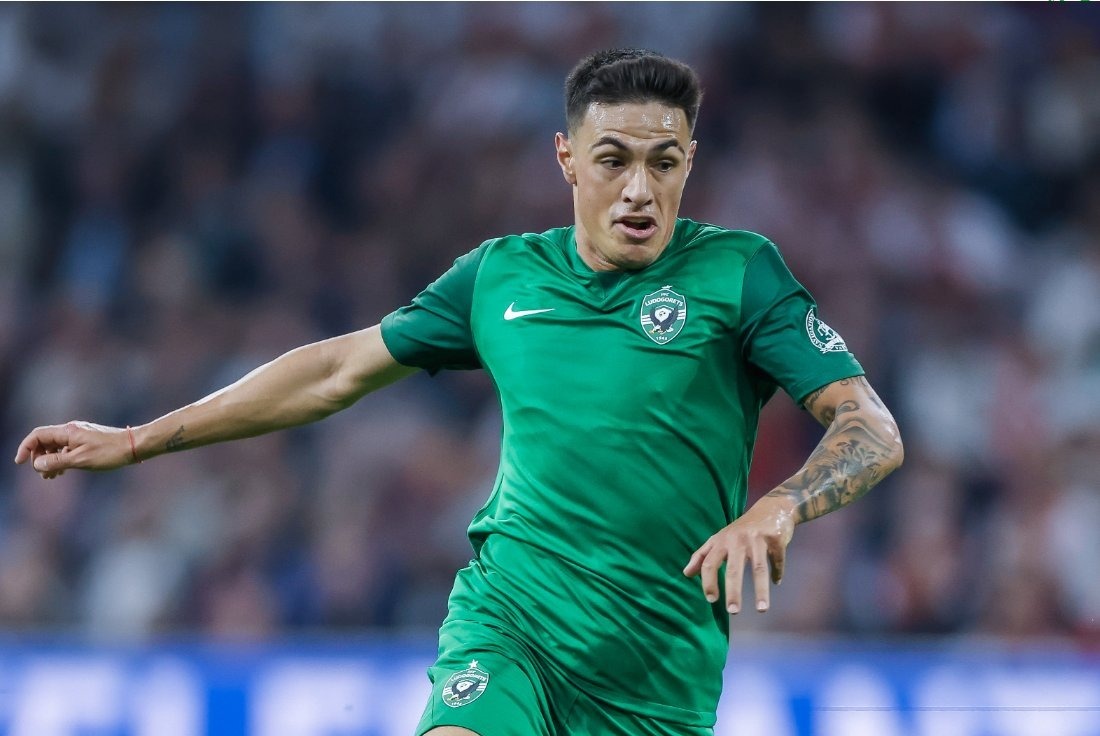 SC_ESPN's tweet photo. 🇦🇷 OTRO ARGENTINO PROTAGONISTA EN LA #ConferenceLeague

👏 Ludogorets ganó sobre el cierre por 2-1 ante Trnava y sigue peleando la clasificación

⚽😱 Matías Tissera a los ¡95'! el gol del triunfo

⏭️ Se juega todo en la última ante Nordsjaelland para avanzar de ronda

📷 @Ludogorets1945