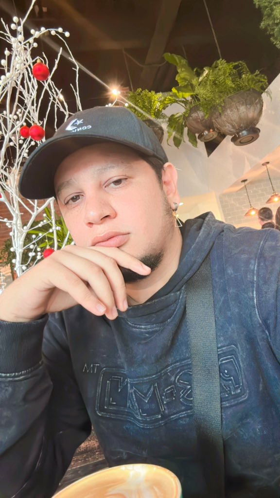 abrahammoreno29's tweet photo. 👁️ https://t.co/mZv8yVVHWJ