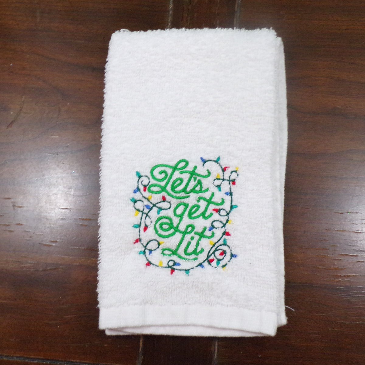 How about some cheeky towels to liven up your holiday?  We have a few! Come check them out here: etsy.com/shop/starnighi…

#holidaydecor #christmasdecor #holidaygiftideas #shopsmall #smallbusiness #ChristmasGiftIdeas #embroidery