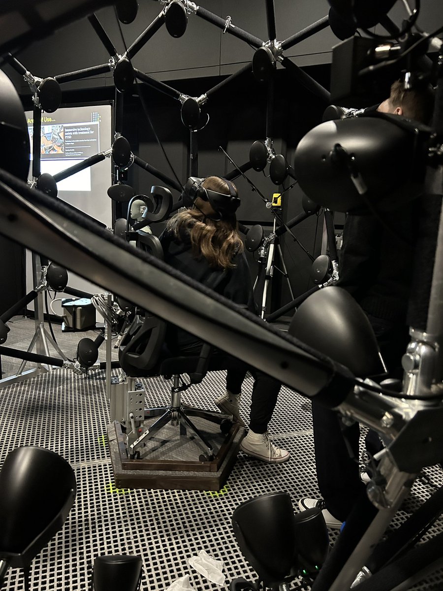 Ms.Thompson tweet media