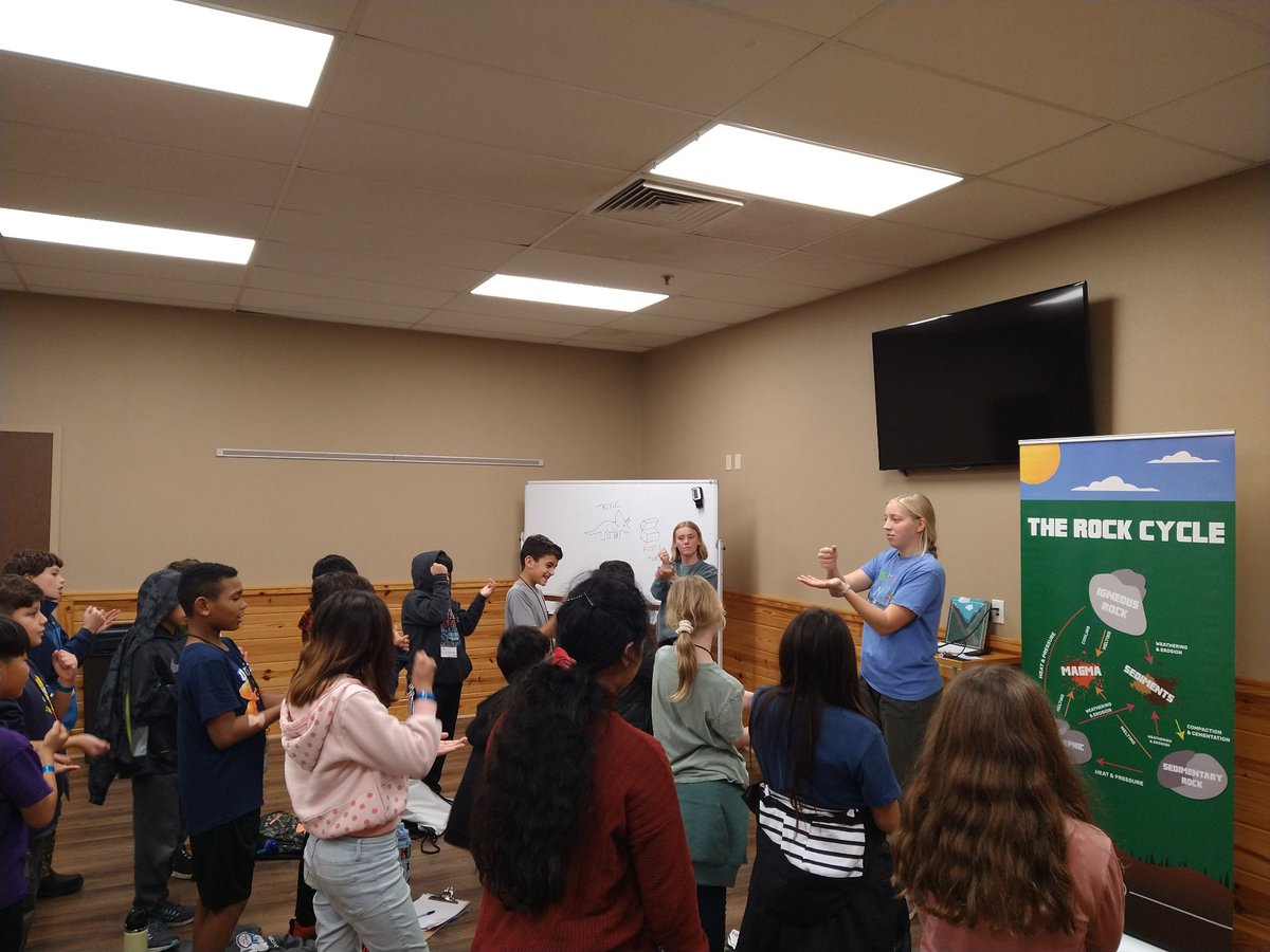 Sparkling Fifth tweet media