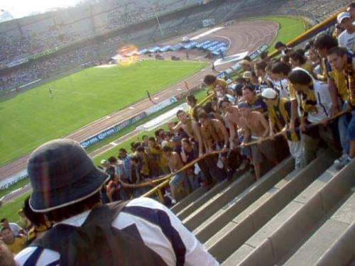 Pildora10's tweet photo. @barrabrava_net La Rebel Pumas ❤️ https://t.co/uDxEKzzGng