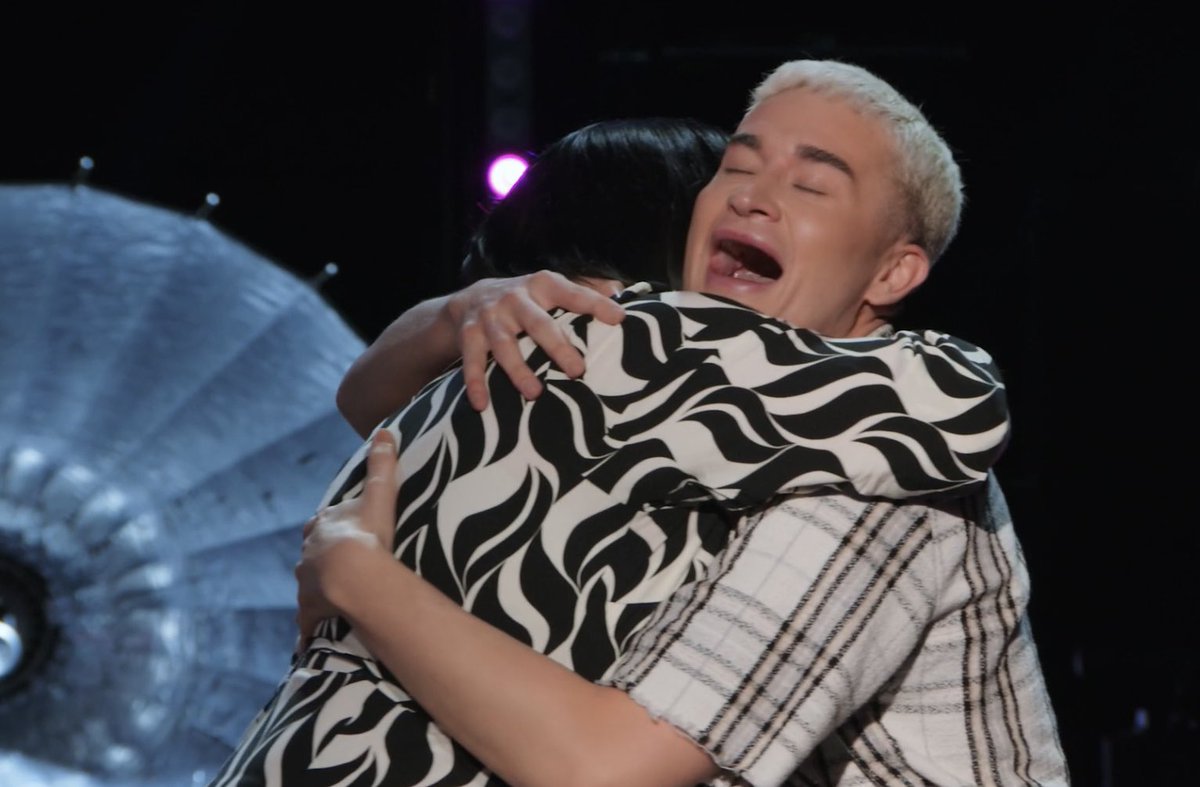 dragraceher's tweet photo. this was my favorite moment of the entire episode 🥺 we NEED more moments like this on the show!!! #DragRaceUK https://t.co/YGZfz68Pau