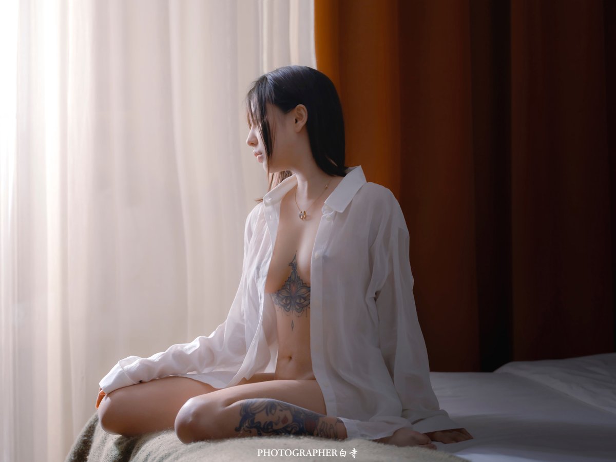 Photographer: <a href="/whiteplace_1/">白寺</a>
Model:  <a href="/YIN_enid/">欲以</a>