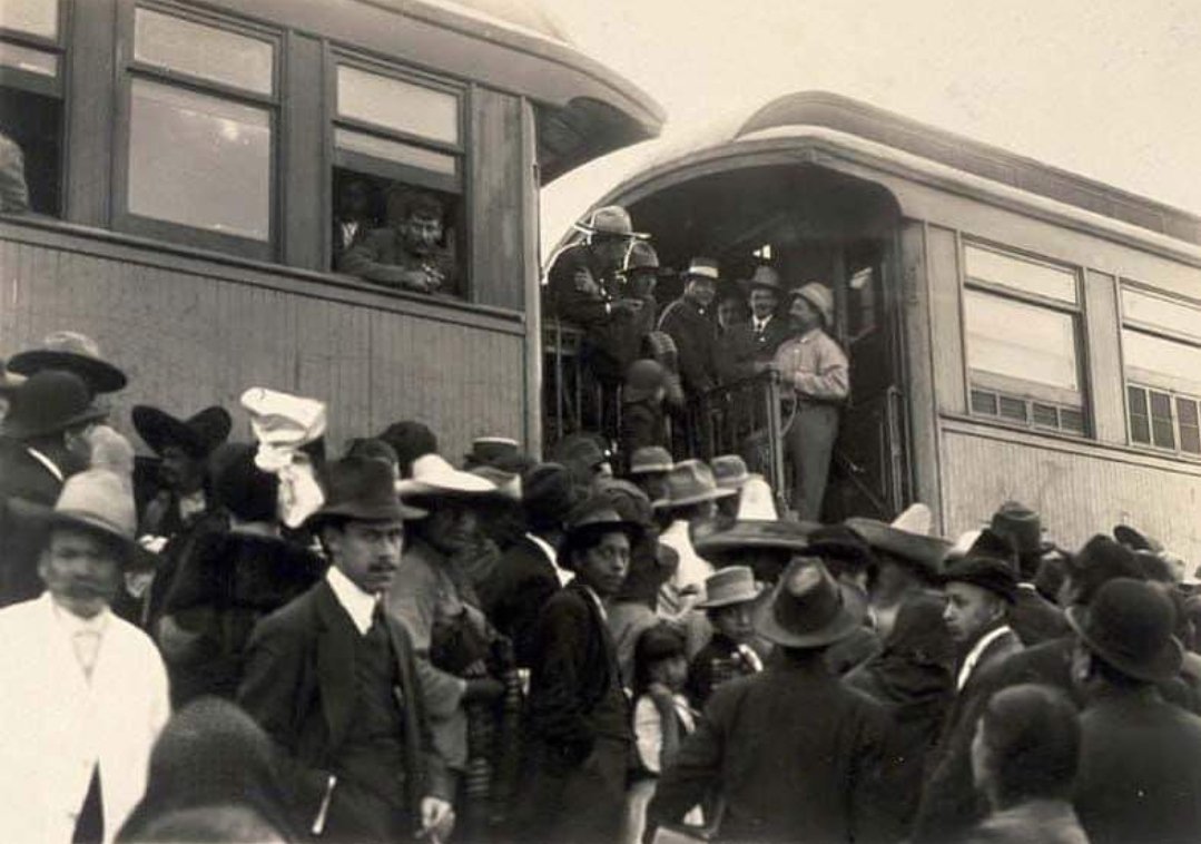 La División del Norte llegando a la Ciudad de México.
1914.
#MéxicoTierraSagrada