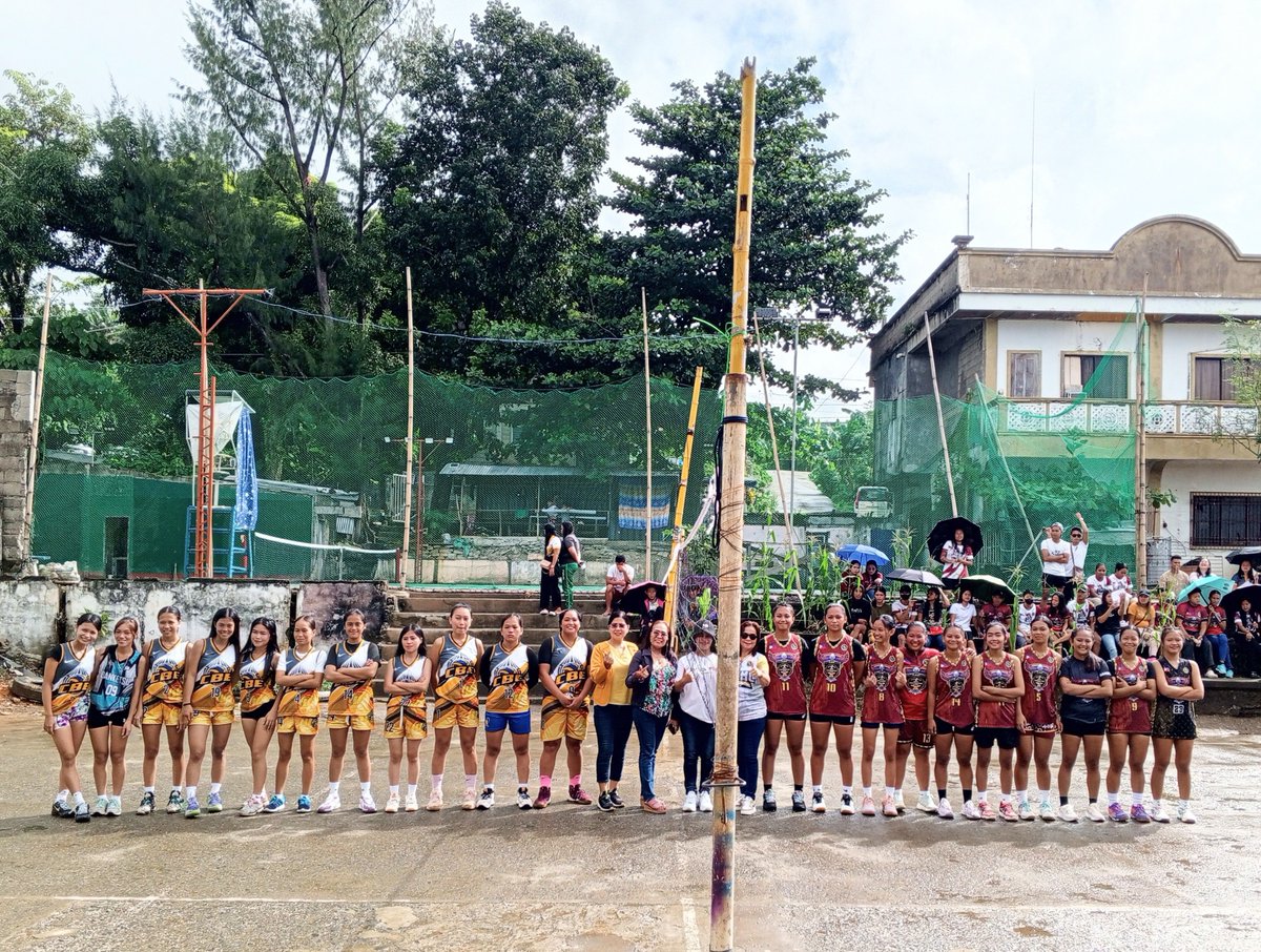 salarda_conie's tweet photo. Volleyball Womens Championship Game.
CCJE vs. CBE
#Intramurals2023
#DJEMC
#whenmeinschool
#CollegeInstructor https://t.co/l15oLpJ1IH