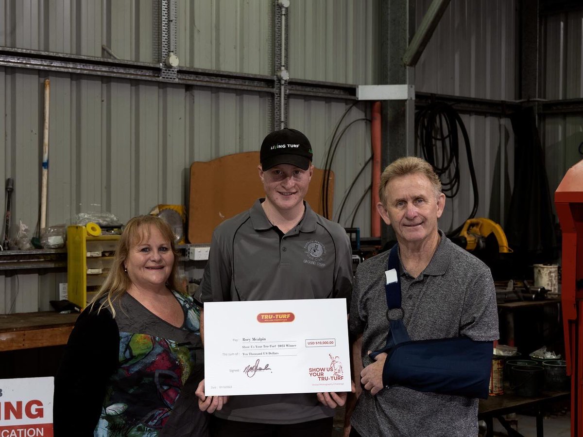Tru_Turf's tweet photo. LOOK WHAT JUST HAPPENED  💵 📸

Congrats to Rory Mcalpin from Pambula Merimbula Golf Club for winning US$10,000 for his magic photo in Show Us Your Tru-Turf global photography challenge 🙌⛳️

Tru-Turf surprised Rory at his golf course with the help of @TheASTMA CEO Mark Unwin!! https://t.co/kRMTx7QqYQ