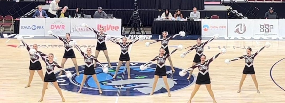 CoachCollum94's tweet photo. @NLDance_  First place Pom!!! Show up, find out. https://t.co/rJThhfR1Ux