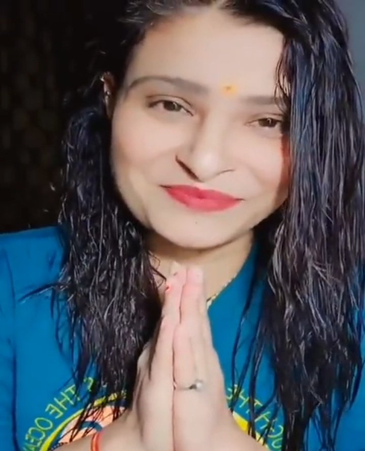 Addu6Adil's tweet image. ऐसी अभद्र टिप्पणी इस्लाम व कुरआन व हमारे नबी ए करीम मोहम्मद ﷺ पर बिल्कुल भी बर्दाश्त नही की जाएगी। 

इसे अरेस्ट नहीं बल्कि फांसी पर लटकाना चाहिए।
@dgpup @Uppolice कृपया इस मामले को संज्ञान से लें और उचित कार्यवाही करें।#ArrestPoojaMathur 
#StopInsulting_ProphetMuhammadﷺ