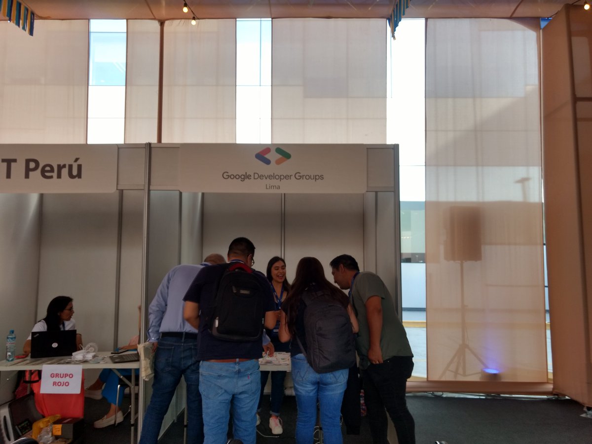 gdglima's tweet photo. El 22 de noviembre estuvimos en la 4° Edición del DevSecOps Fest BCP 2023. Agradecimiento a la comunidad Impacto BCP por invitarnos.
No faltaron los stickers y retos con el #challenge #gcp
#comunidades #googledevelopers #gdglima #devsecopsfest #impactobcp https://t.co/wW9IPriSw0