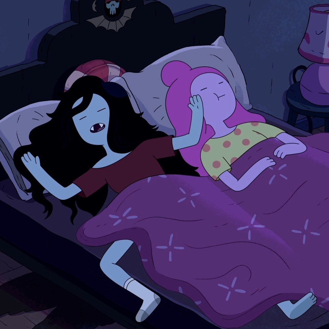 sapphicslike's tweet photo. me n who for christmas https://t.co/ie6LtP2ZRl