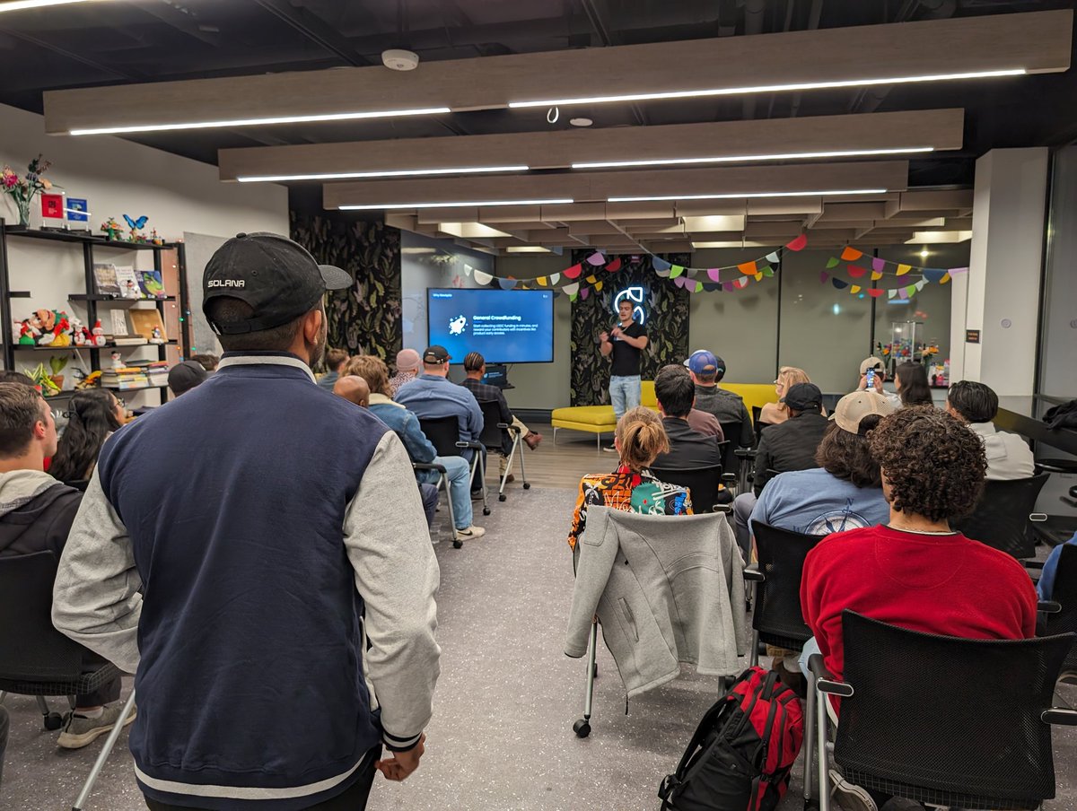 Kevin Ricoy 🔺🌎 tweet media