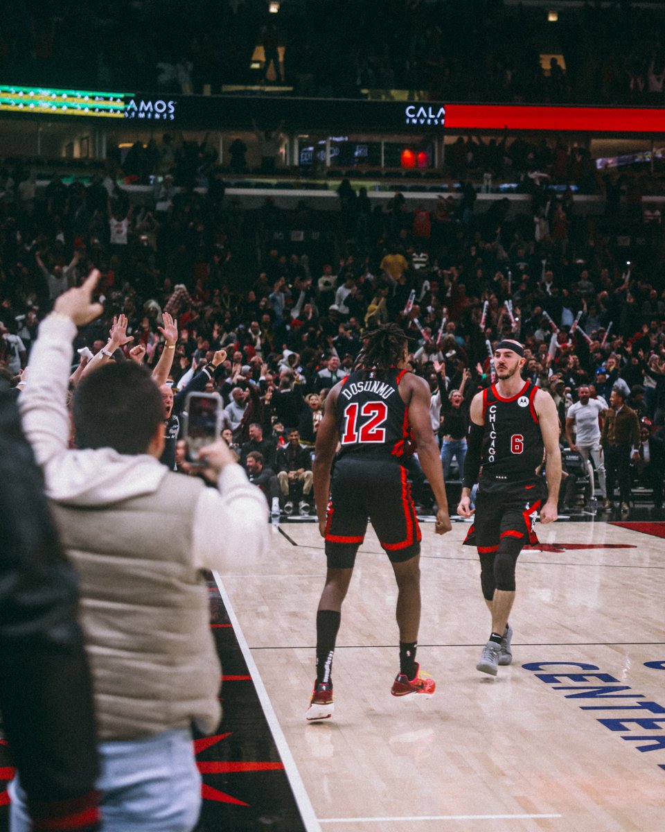 Pistons get what they deserved; Lopez's buzzer-beater wins it, 98-96