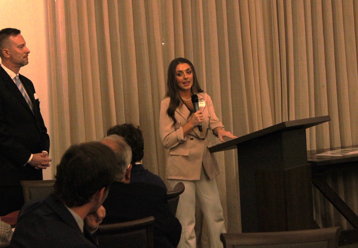 We want to congratulate all of our students who participated in the Weston Agrifood sales program’s Sales Summit and attended the Sales Banquet. Both events were a huge success and we would like to give a huge thanks to all those who were involved with these events.