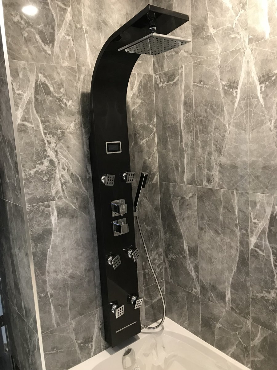 DrainStream's tweet image. 🛠️ Etobicoke’s newest bathroom glow-up by Drain Stream! 

20 years strong, licensed, and insured. 

Call 647-557-2858 for your free quote!
#EtobicokeRenovations #TrustedPlumbers #DrainStream