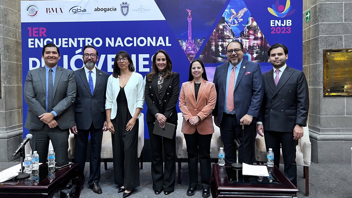 Las personas que asistieron hoy al @encuentronjb ⚖️ disfrutaron de una ponencia de alto nivel a cargo de la Mtra. Nuhad Ponce (<a href="/nuhadsita13/">Nuhad Kuri</a>), la Dra. Paulina Morfín (<a href="/CedenoMorfin/">Paulina Morfin</a>), el Dr. David Merino (<a href="/DavidEMerinoT/">David E Merino T</a>), el Lic. Christian Paredes (<a href="/paredesXtian/">Christian Paredes</a>) y la Dra. Amanda