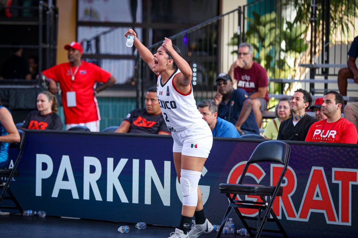 recreaydeportes's tweet image. ¡Oficialmente comenzó la @AmeriCup de la @FIBA3x3 en Puerto Rico!

Los equipos están dando lo mejor de sí en el Distrito TMobile. Ven y apoya a tu equipo favorito en este emocionante torneo. ¡La entrada es gratis! 🏀💪 #Baloncesto3X3

#AmeriCup2023 
#FIBA3X3